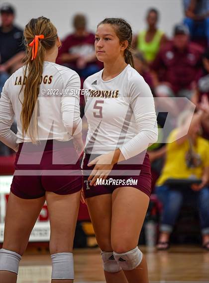Thumbnail 2 in Milano vs Thorndale photogallery.