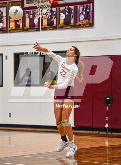 Thumbnail 2 in Milano vs Thorndale photogallery.