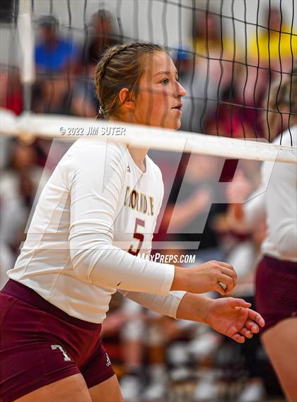 Thumbnail 2 in Milano vs Thorndale photogallery.