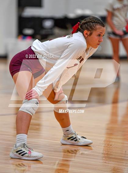 Thumbnail 3 in Milano vs Thorndale photogallery.