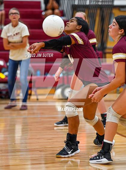 Thumbnail 2 in Milano vs Thorndale photogallery.