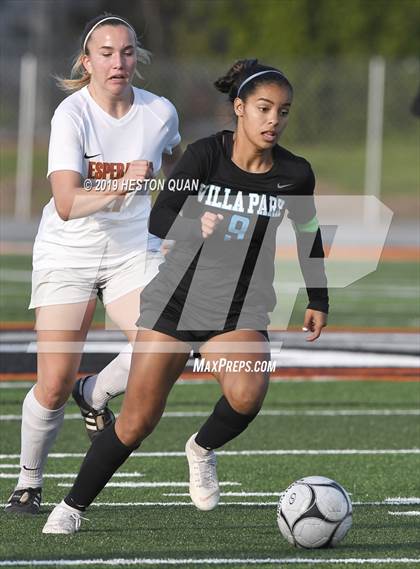 Thumbnail 1 in Villa Park vs. Esperanza (CIF-SS D1 Playoffs) photogallery.