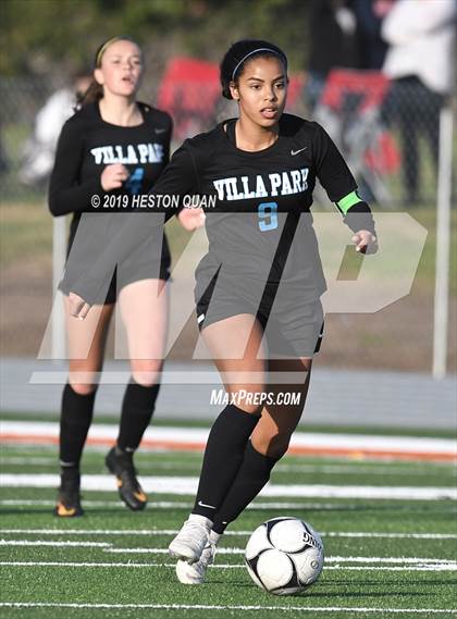 Thumbnail 2 in Villa Park vs. Esperanza (CIF-SS D1 Playoffs) photogallery.