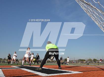 Thumbnail 1 in Villa Park vs. Esperanza (CIF-SS D1 Playoffs) photogallery.