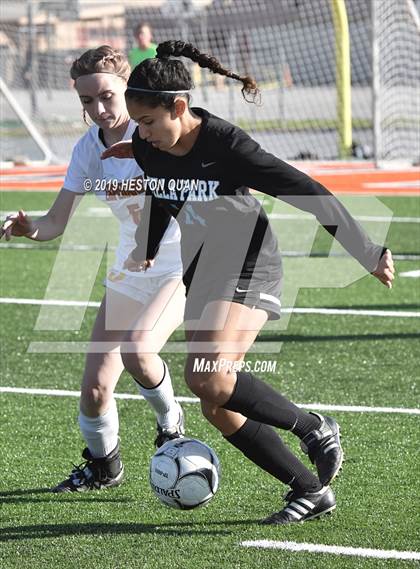 Thumbnail 1 in Villa Park vs. Esperanza (CIF-SS D1 Playoffs) photogallery.