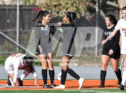 Thumbnail 2 in Villa Park vs. Esperanza (CIF-SS D1 Playoffs) photogallery.