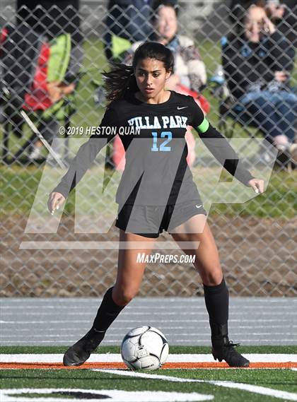 Thumbnail 3 in Villa Park vs. Esperanza (CIF-SS D1 Playoffs) photogallery.
