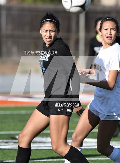Thumbnail 1 in Villa Park vs. Esperanza (CIF-SS D1 Playoffs) photogallery.