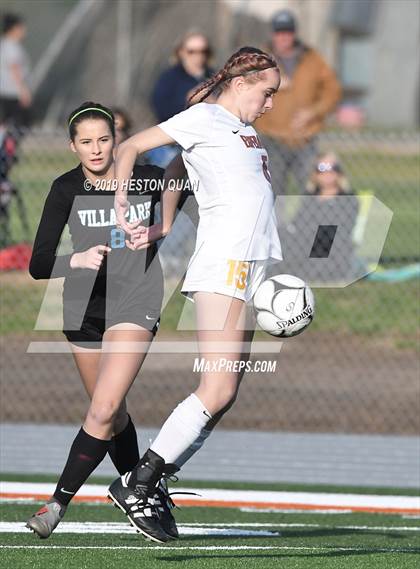 Thumbnail 3 in Villa Park vs. Esperanza (CIF-SS D1 Playoffs) photogallery.