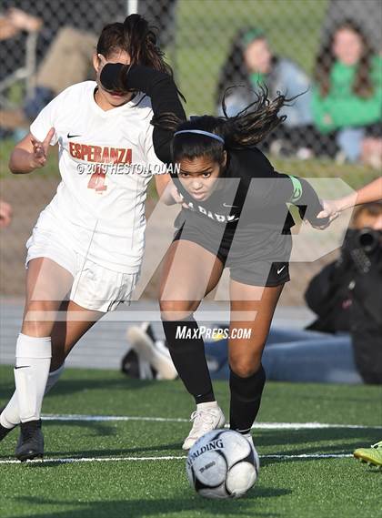 Thumbnail 2 in Villa Park vs. Esperanza (CIF-SS D1 Playoffs) photogallery.