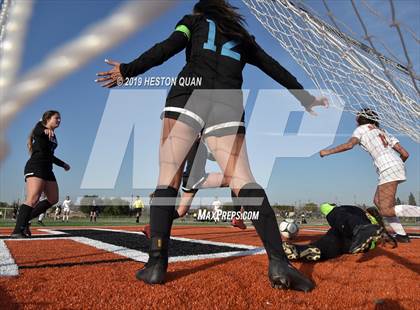 Thumbnail 2 in Villa Park vs. Esperanza (CIF-SS D1 Playoffs) photogallery.