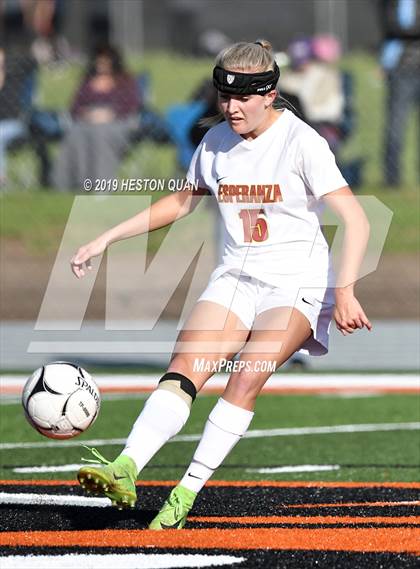 Thumbnail 3 in Villa Park vs. Esperanza (CIF-SS D1 Playoffs) photogallery.