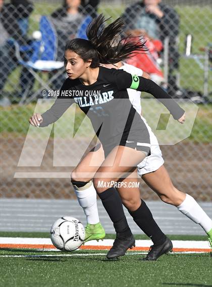 Thumbnail 2 in Villa Park vs. Esperanza (CIF-SS D1 Playoffs) photogallery.