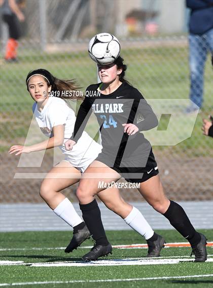 Thumbnail 2 in Villa Park vs. Esperanza (CIF-SS D1 Playoffs) photogallery.