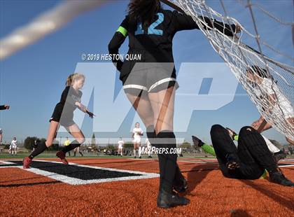 Thumbnail 3 in Villa Park vs. Esperanza (CIF-SS D1 Playoffs) photogallery.