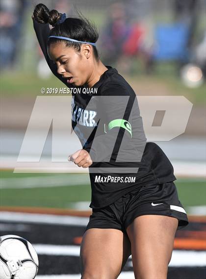 Thumbnail 2 in Villa Park vs. Esperanza (CIF-SS D1 Playoffs) photogallery.