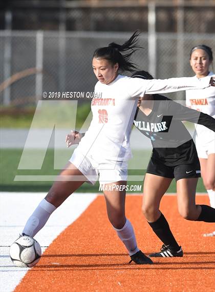 Thumbnail 3 in Villa Park vs. Esperanza (CIF-SS D1 Playoffs) photogallery.