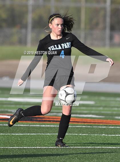 Thumbnail 3 in Villa Park vs. Esperanza (CIF-SS D1 Playoffs) photogallery.