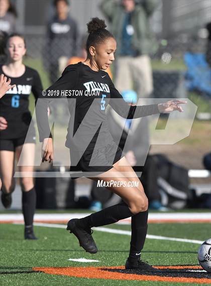 Thumbnail 1 in Villa Park vs. Esperanza (CIF-SS D1 Playoffs) photogallery.