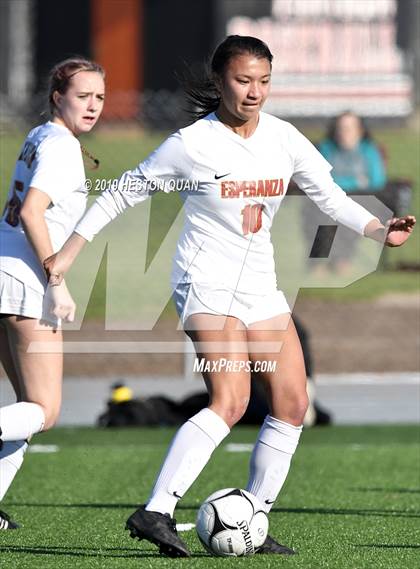 Thumbnail 3 in Villa Park vs. Esperanza (CIF-SS D1 Playoffs) photogallery.