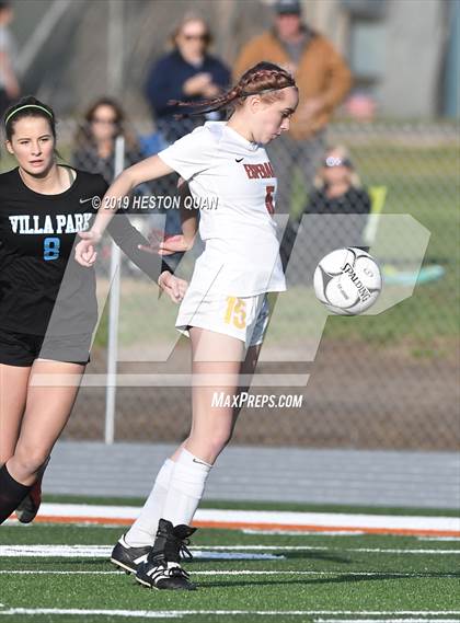 Thumbnail 1 in Villa Park vs. Esperanza (CIF-SS D1 Playoffs) photogallery.