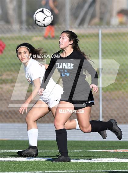 Thumbnail 3 in Villa Park vs. Esperanza (CIF-SS D1 Playoffs) photogallery.