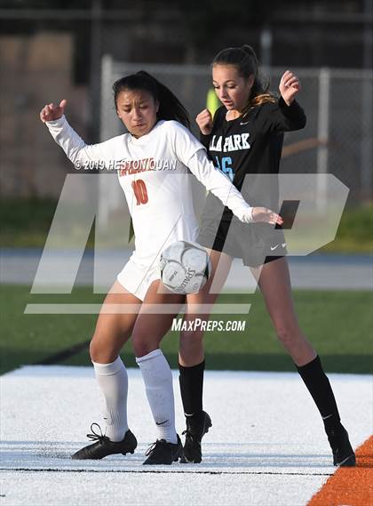 Thumbnail 2 in Villa Park vs. Esperanza (CIF-SS D1 Playoffs) photogallery.