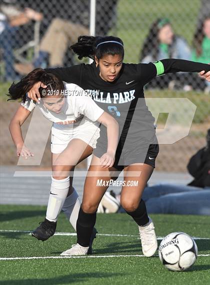 Thumbnail 2 in Villa Park vs. Esperanza (CIF-SS D1 Playoffs) photogallery.