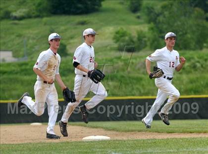 Thumbnail 3 in Clarke vs. Aquinas (NYSPHSAA Class A Final) photogallery.