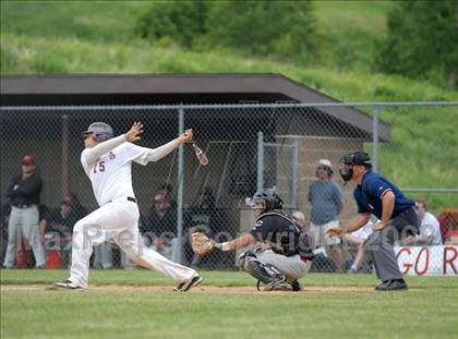 Thumbnail 3 in Clarke vs. Aquinas (NYSPHSAA Class A Final) photogallery.