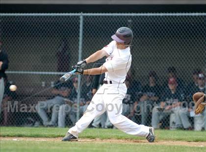Thumbnail 2 in Clarke vs. Aquinas (NYSPHSAA Class A Final) photogallery.