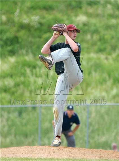 Thumbnail 3 in Clarke vs. Aquinas (NYSPHSAA Class A Final) photogallery.
