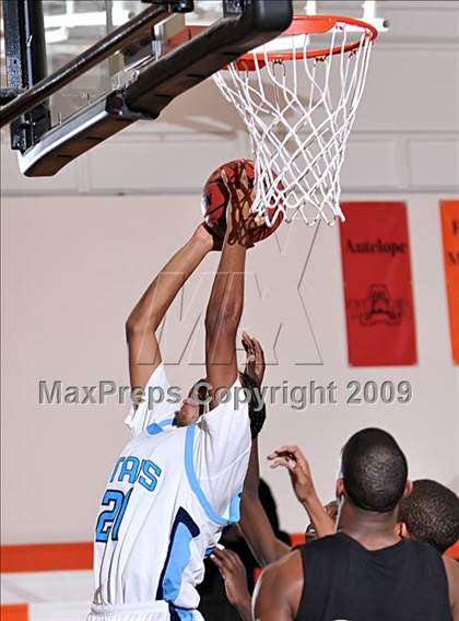 Thumbnail 3 in Monterey Trail @ Burbank (Hoops 4 Human Fund) photogallery.