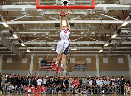 Thumbnail 2 in Slam Dunk Contest (MaxPreps Holiday Classic) photogallery.