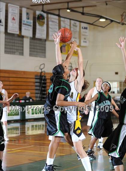 Thumbnail 2 in Ventura vs. Palmdale photogallery.