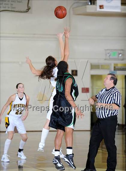 Thumbnail 1 in Ventura vs. Palmdale photogallery.