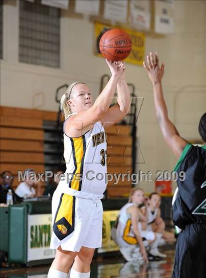 Thumbnail 1 in Ventura vs. Palmdale photogallery.