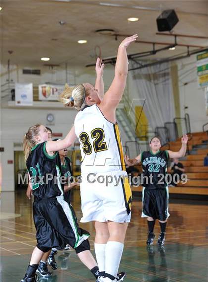 Thumbnail 3 in Ventura vs. Palmdale photogallery.