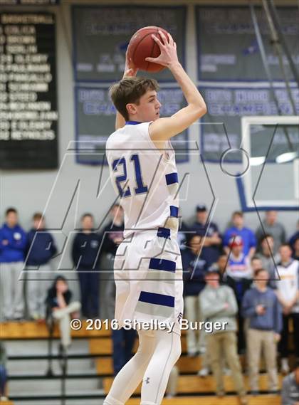 Thumbnail 2 in Wilton @ Ludlowe photogallery.