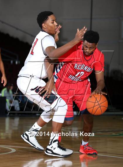 Thumbnail 1 in Redondo Union vs. Centennial (Tarkanian Classic) photogallery.