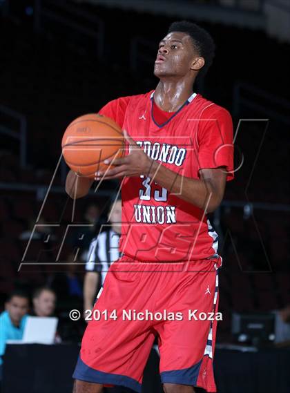 Thumbnail 1 in Redondo Union vs. Centennial (Tarkanian Classic) photogallery.
