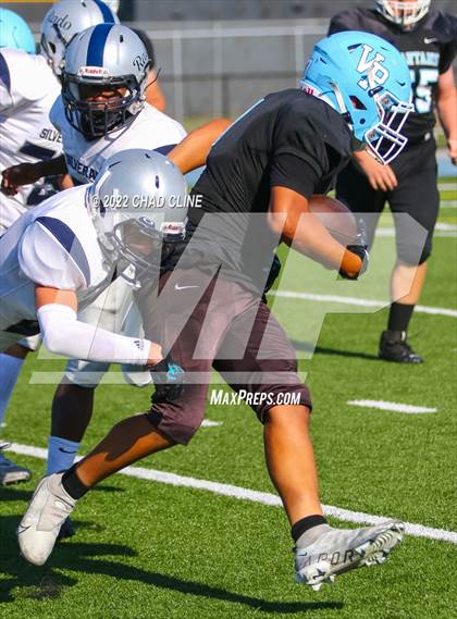Thumbnail 3 in Silverado @Villa Park photogallery.
