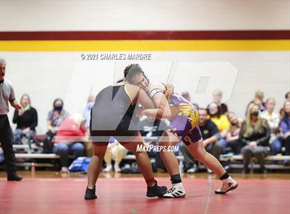 Thumbnail 3 in Jack Britt vs Lumberton (Douglas Byrd High School) photogallery.