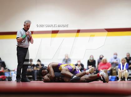 Thumbnail 1 in Jack Britt vs Lumberton (Douglas Byrd High School) photogallery.