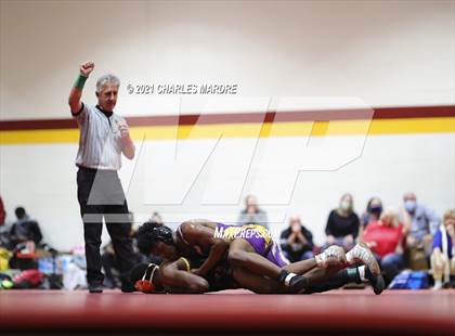Thumbnail 3 in Jack Britt vs Lumberton (Douglas Byrd High School) photogallery.