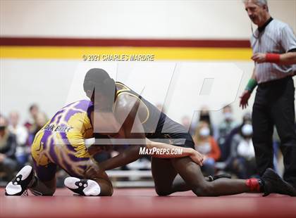 Thumbnail 1 in Jack Britt vs Lumberton (Douglas Byrd High School) photogallery.