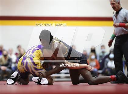 Thumbnail 3 in Jack Britt vs Lumberton (Douglas Byrd High School) photogallery.