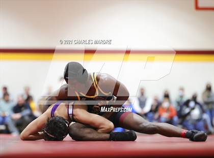 Thumbnail 2 in Jack Britt vs Lumberton (Douglas Byrd High School) photogallery.
