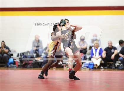 Thumbnail 3 in Jack Britt vs Lumberton (Douglas Byrd High School) photogallery.