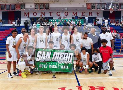 Thumbnail 1 in Mater Dei Catholic vs. La Costa Canyon (CIF San Diego Section D1 Semifinal) photogallery.